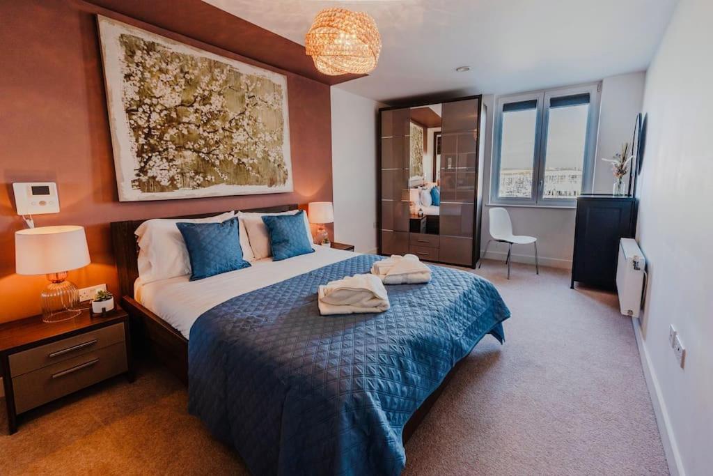 Marina With A View / 2 Bd Flat Apartment Brighton