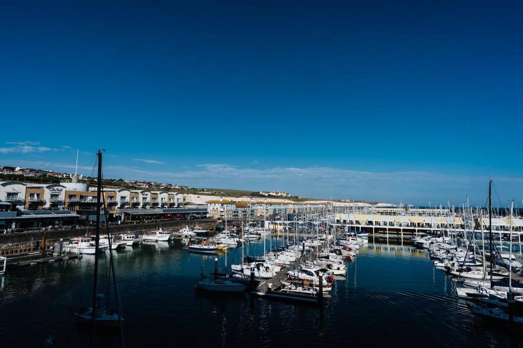 Apartment Marina With A View / 2 Bd Flat